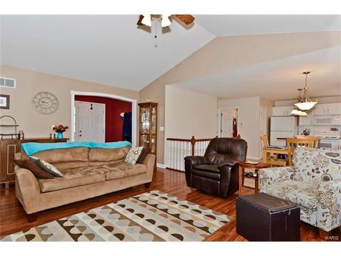 1495 Amber Wave Dr, O'fallon, MO 63366 photo 6