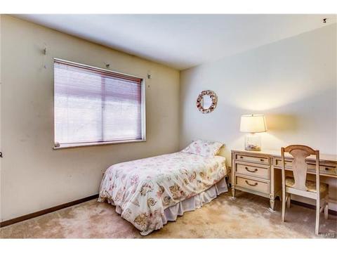 818 Weatherwood Dr, Ballwin, MO 63021 photo 8