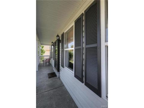 2332 Eagle Forest Dr, Saint Charles, MO 63303 photo 2