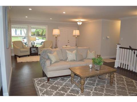 548 Windsor Ml, Ballwin, MO 63011 photo 3