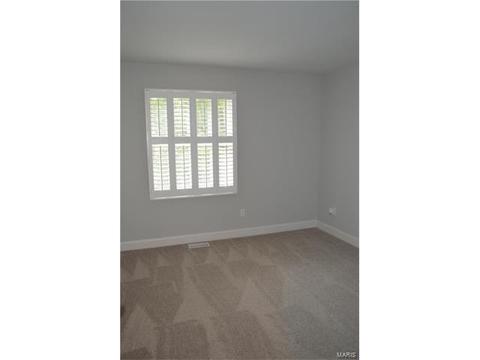 548 Windsor Ml, Ballwin, MO 63011 photo 10