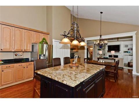 892 Cypress Trl, O'fallon, MO 63368 photo 11