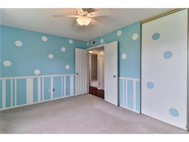 1466 Cherry Creek Ln, Ballwin, MO 63021 photo 24