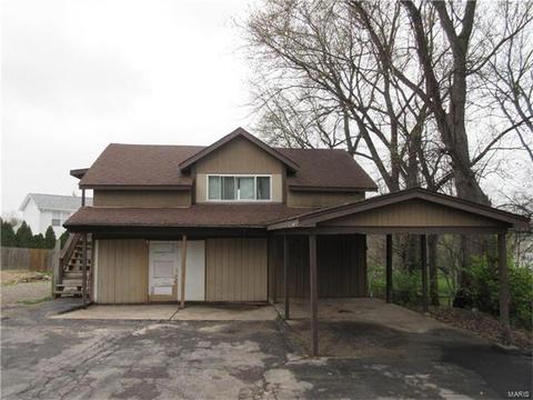 3325 Fee Fee Rd, Bridgeton, MO 63044 photo 2