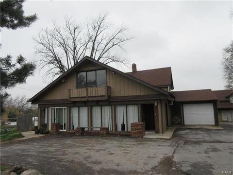 3325 Fee Fee Rd, Bridgeton, MO 63044 photo 1