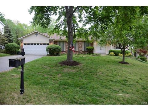 548 Princeway, Ballwin, MO 63011 photo 2