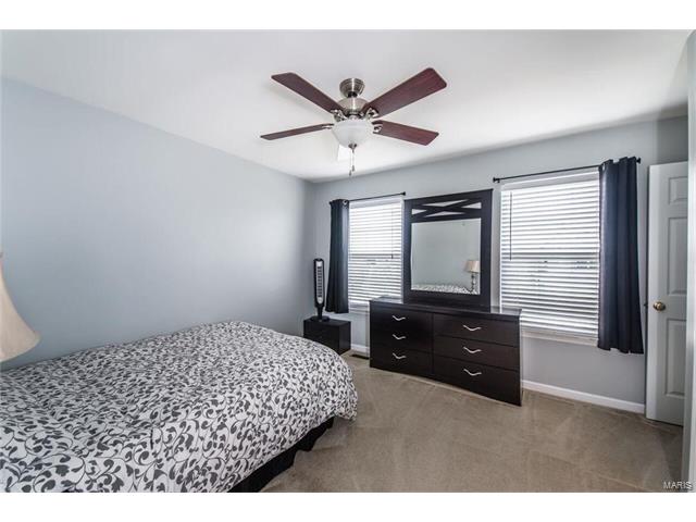 407 Wild Oak Dr, O'fallon, MO 63368 photo 11