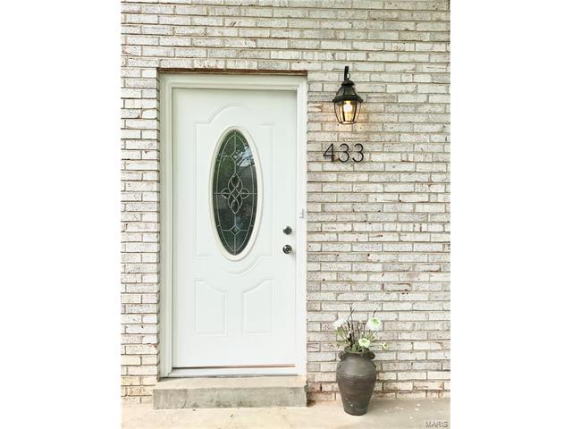 433 Fairview, Ballwin, MO 63021 photo 2