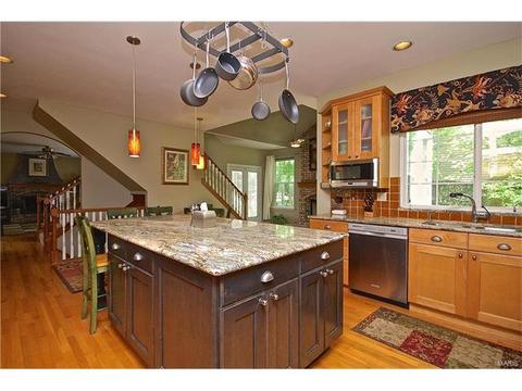 421 Kacey Ln, Ballwin, MO 63021 photo 15