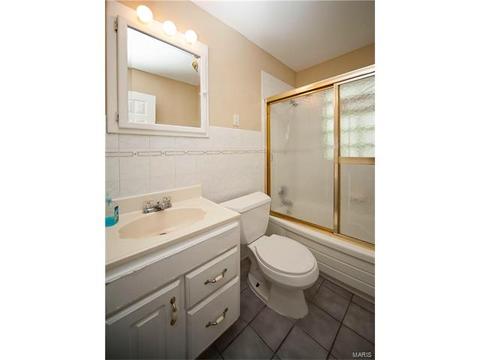 338 Providence Rd, Ballwin, MO 63011 photo 6
