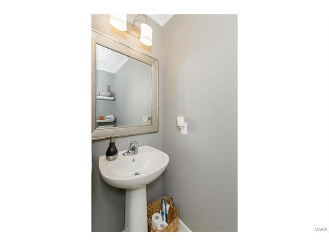 1513 Byron Pl, O'fallon, MO 63366 photo 12