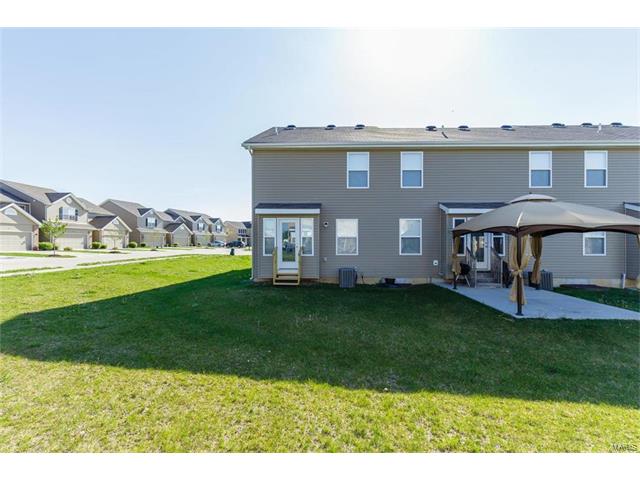 1513 Byron Pl, O'fallon, MO 63366 photo 2