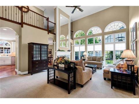 705 Southern Hills Dr, Eureka, MO 63025 photo 5