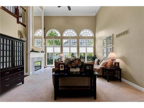 705 Southern Hills Dr, Eureka, MO 63025 photo 7