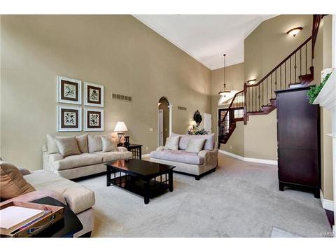 705 Southern Hills Dr, Eureka, MO 63025 photo 8