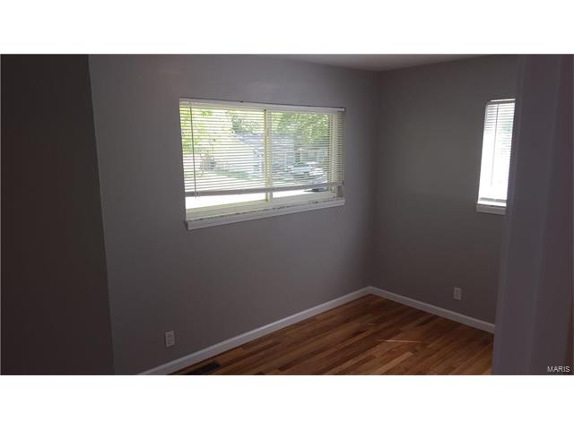 945 Active, Saint Louis, MO 63146 photo 17