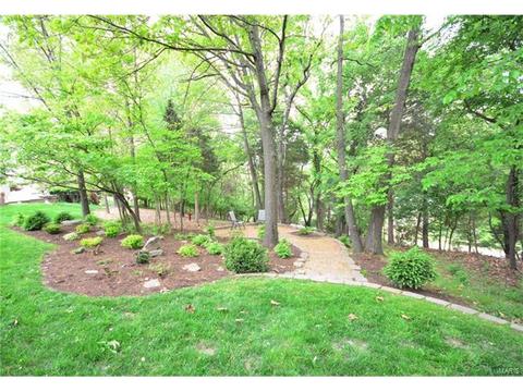 1150 Westrun Dr, Ballwin, MO 63021 photo 6