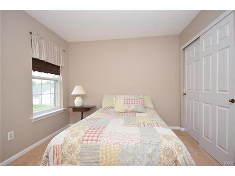 1150 Westrun Dr, Ballwin, MO 63021 photo 27