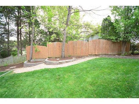 1150 Westrun Dr, Ballwin, MO 63021 photo 11