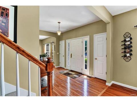 1065 Green Briar Hills Dr, O'fallon, MO 63366 photo 6