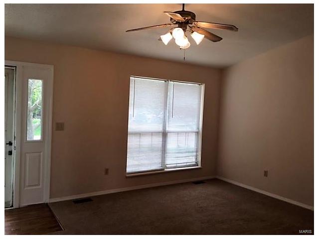 1 Saddleback Ct, O'fallon, MO 63368 photo 2