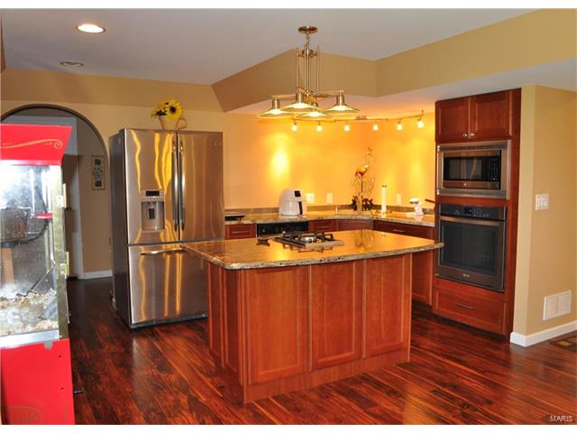 219 Windy Acres Estates Dr, Ballwin, MO 63021 photo 8