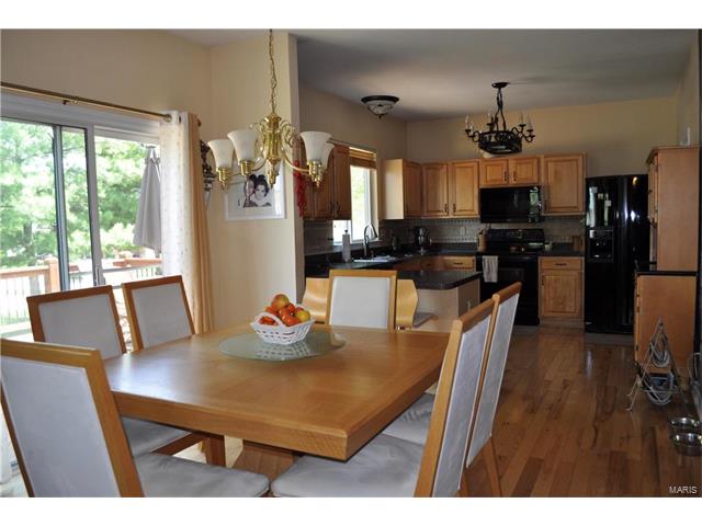 219 Windy Acres Estates Dr, Ballwin, MO 63021 photo 3