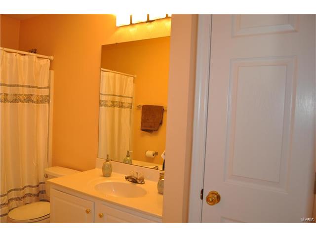 219 Windy Acres Estates Dr, Ballwin, MO 63021 photo 21