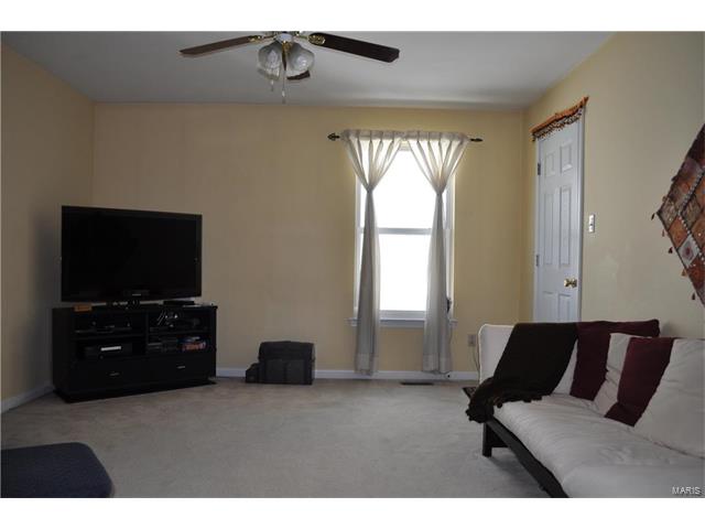 219 Windy Acres Estates Dr, Ballwin, MO 63021 photo 14