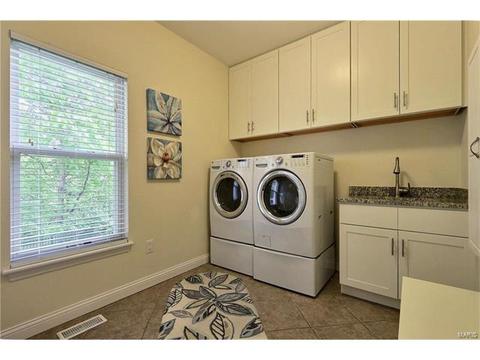 815 Shady Castle Ct, Ballwin, MO 63021 photo 16