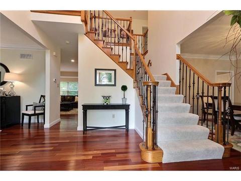 815 Shady Castle Ct, Ballwin, MO 63021 photo 3