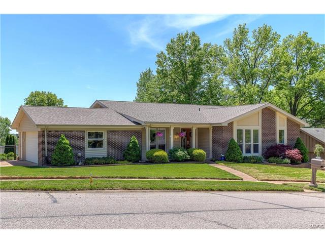 1020 Dutch Ml, Ballwin, MO 63011 photo 1