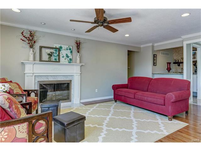 1020 Dutch Ml, Ballwin, MO 63011 photo 10