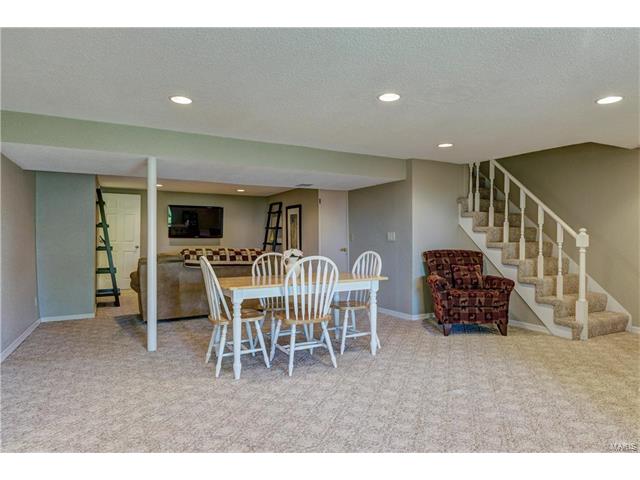1020 Dutch Ml, Ballwin, MO 63011 photo 31