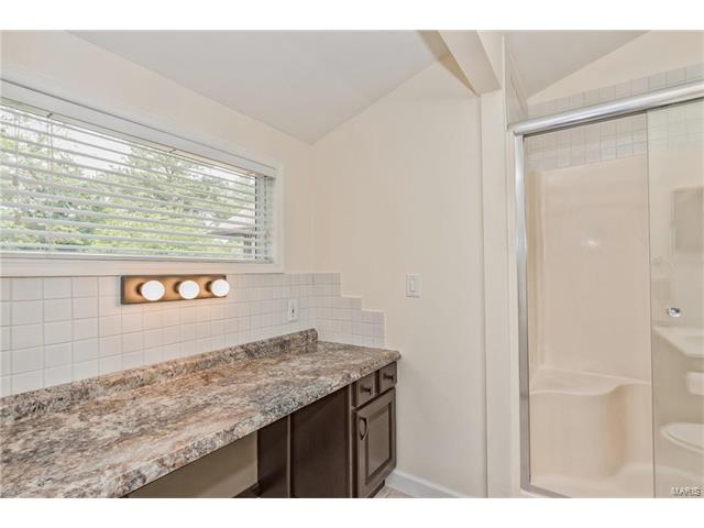 1035 Johanna Dr, Ballwin, MO 63021 photo 26