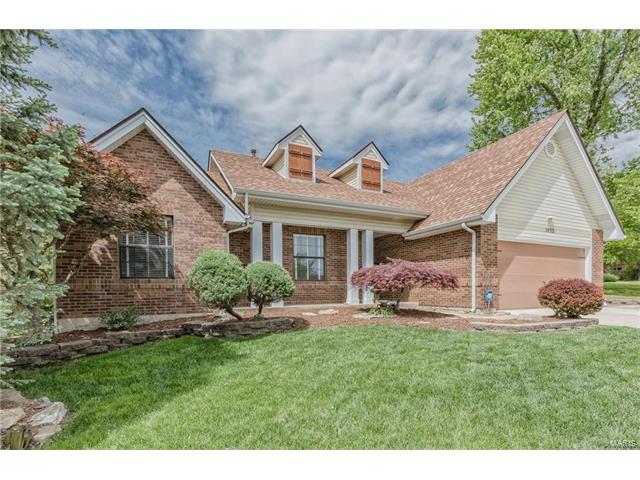 1035 Johanna Dr, Ballwin, MO 63021 photo 2
