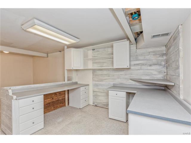 1035 Johanna Dr, Ballwin, MO 63021 photo 34