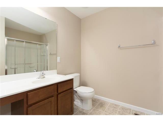 225 Crystal Ridge Dr, O'fallon, MO 63366 photo 11