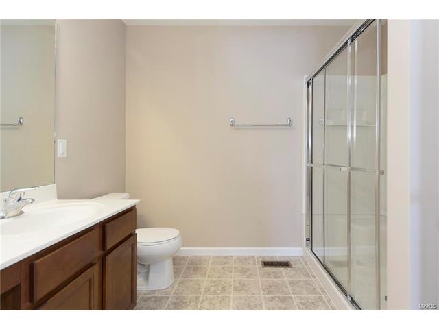 225 Crystal Ridge Dr, O'fallon, MO 63366 photo 12
