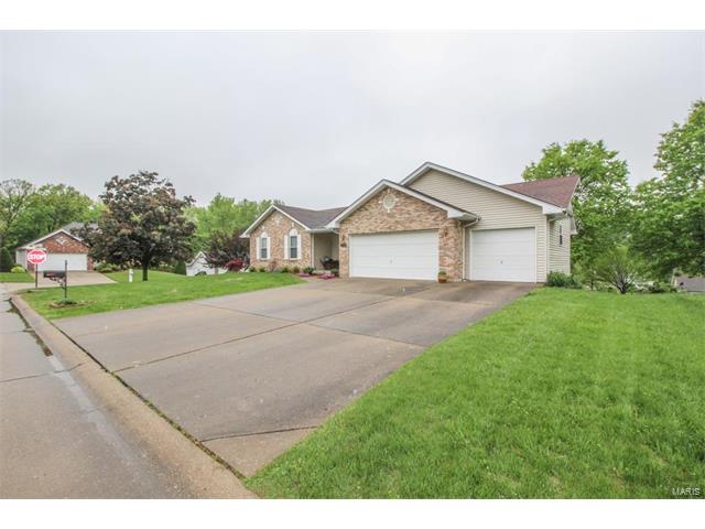809 Colleen, O'fallon, MO 63366 photo 3