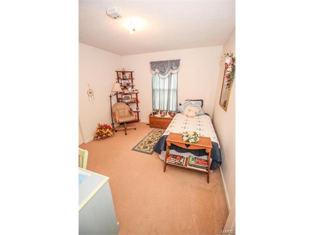 809 Colleen, O'fallon, MO 63366 photo 12