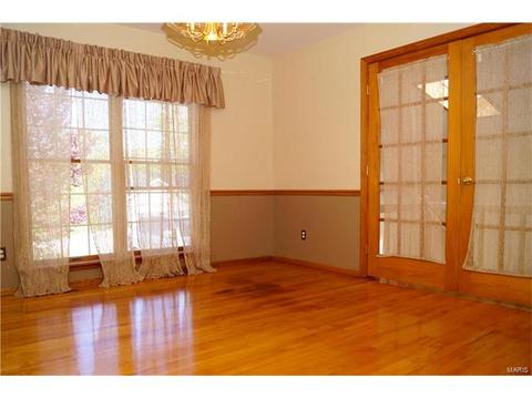 504 Lake, O'fallon, MO 63366 photo 4