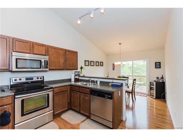 172 Baxter Commons Dr, Ballwin, MO 63011 photo 12