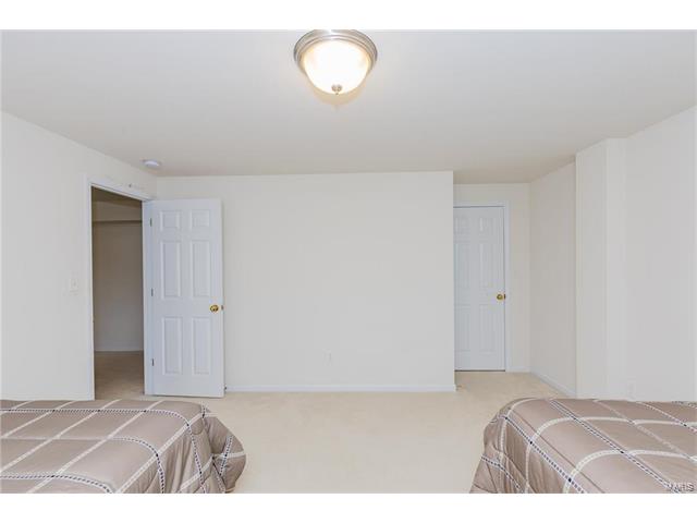 172 Baxter Commons Dr, Ballwin, MO 63011 photo 33