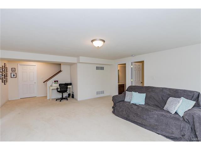 172 Baxter Commons Dr, Ballwin, MO 63011 photo 31