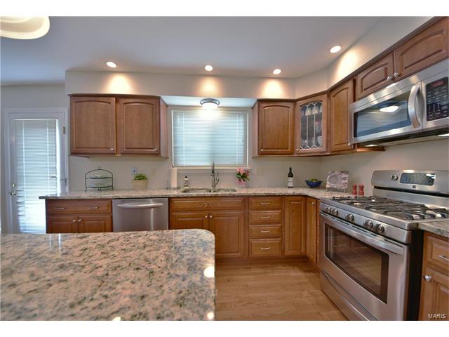 1539 Apple Way Ct, Ballwin, MO 63021 photo 19