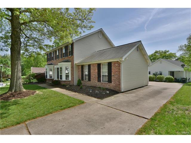 1539 Apple Way Ct, Ballwin, MO 63021 photo 8