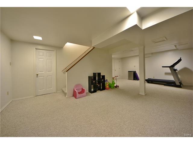 1539 Apple Way Ct, Ballwin, MO 63021 photo 42