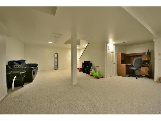 1539 Apple Way Ct, Ballwin, MO 63021 photo 45