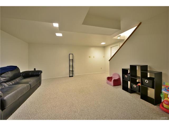 1539 Apple Way Ct, Ballwin, MO 63021 photo 43